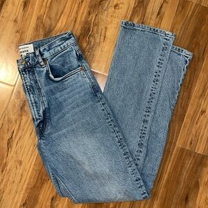 Reformation Liza Ultra High Rise Slim Straight Jeans 30" / Size 26